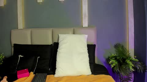 JOEY  online show from March 3, 2:57 pm