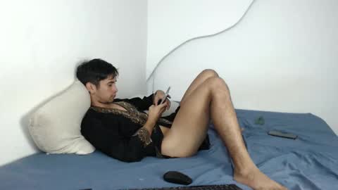 Snapshot of johan_03 chatting on October 9, 3:55 am johan_03 online show from October 9, 3:55 am