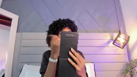 Johan  online show from November 6, 12:08 pm