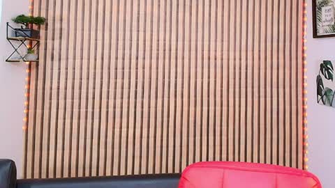 johan speitzer online show from April 21, 12:35 am