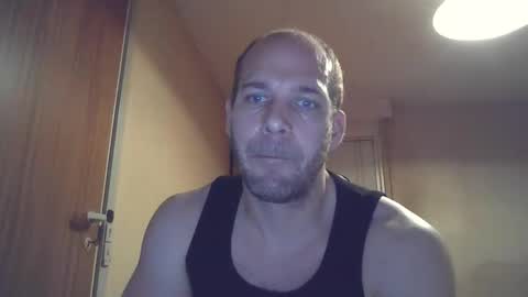 Snapshot of john1212124 chatting on September 24, 12:32 am john1212124 online show from September 24, 12:32 am