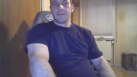 Snapshot of john1212124 chatting on September 16, 12:44 am john1212124 online show from September 16, 12:44 am