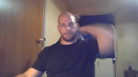 Snapshot of john1212124 chatting on September 28, 10:35 am john1212124 online show from September 28, 10:35 am