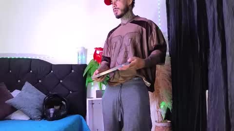 John  online show from February 6, 12:02 pm