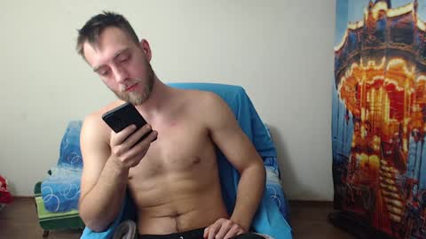 Snapshot of john_green77 chatting on January 15, 3:50 pm John online show from January 15, 3:50 pm