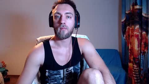 Snapshot of john_green77 chatting on January 20, 5:04 am John online show from January 20, 5:04 am