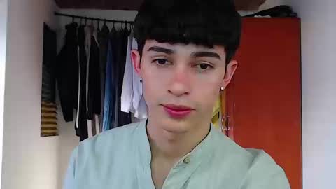 Snapshot of john_vichenso chatting on September 9, 9:46 pm John Vichenso online show from September 9, 9:46 pm