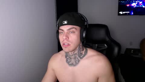 JAXX online show from February 3, 6:40 am