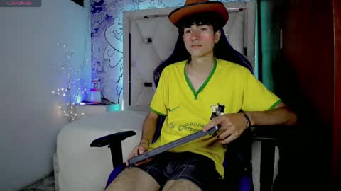 johnny_cagee online show from April 23, 5:56 am
