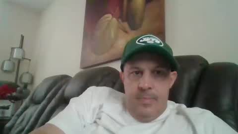 Snapshot of johnnycb7 chatting on March 3, 6:29 pm johnnycb7 online show from March 3, 6:29 pm