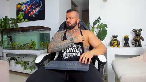 Snapshot of johnnygrayson_ chatting on September 12, 12:54 am JOHNNY online show from September 12, 12:54 am