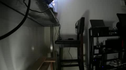 johntylerr833 online show from October 31, 10:35 pm