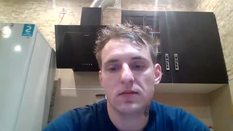 Snapshot of johny_hurdman27 chatting on December 6, 4:49 pm johny27 online show from December 6, 4:49 pm