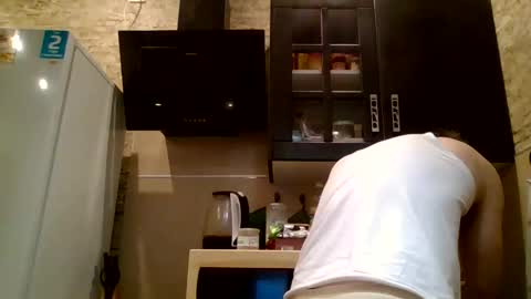 Snapshot of johny_hurdman27 chatting on March 2, 10:58 am johny27 online show from March 2, 10:58 am