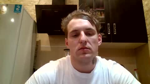 Snapshot of johny_hurdman27 chatting on December 21, 9:36 pm johny27 online show from December 21, 9:36 pm