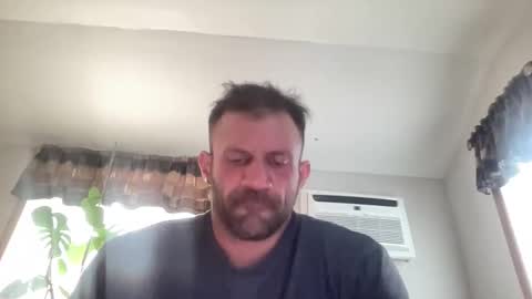 Jon Aries online show from April 24, 6:32 pm