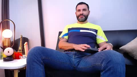 Snapshot of jonas_beard1 chatting on January 29, 7:53 pm JONAS BEARD online show from January 29, 7:53 pm