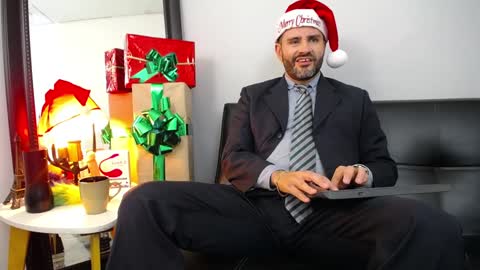 Snapshot of jonas_beard1 chatting on December 24, 1:28 pm JONAS BEARD online show from December 24, 1:28 pm