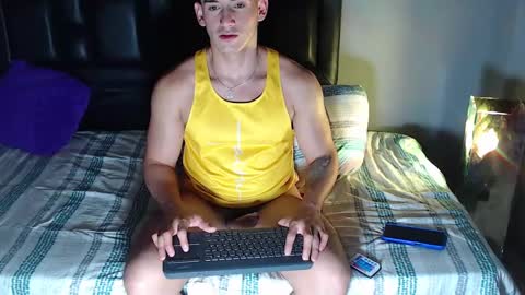 jonathancast08 online show from January 24, 9:15 pm