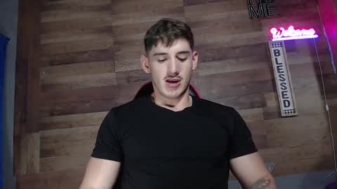 jonathancast08 online show from October 6, 8:13 pm