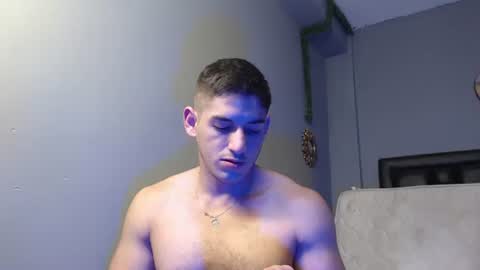 jonathancast08 online show from January 12, 11:07 am