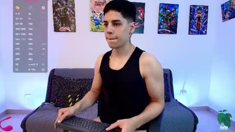 Instagram jonathanfit14 online show from July 4, 9:18 pm