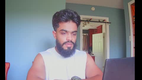 Snapshot of jonathanliyaz1 chatting on September 15, 7:48 pm royjon online show from September 15, 7:48 pm