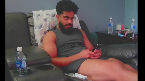 Snapshot of jonathanliyaz1 chatting on September 16, 7:58 pm royjon online show from September 16, 7:58 pm