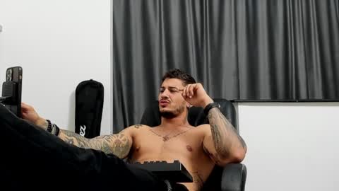 Snapshot of jonnyporn1 chatting on February 3, 2:45 pm jonnyporn1 online show from February 3, 2:45 pm