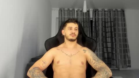 jonnyporn1 online show from February 5, 10:06 pm