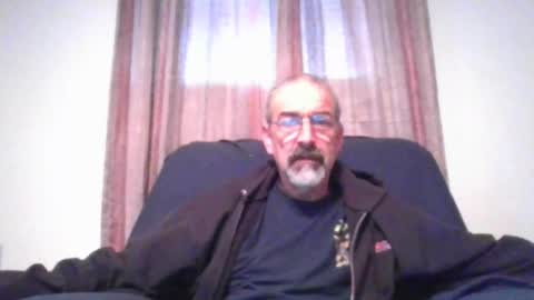 Jon online show from December 4, 4:05 pm