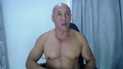 Snapshot of jordan_gomez_ chatting on December 8, 7:05 am Jordan online show from December 8, 7:05 am