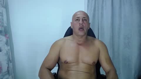 Snapshot of jordan_gomez_ chatting on December 6, 4:03 am Jordan online show from December 6, 4:03 am