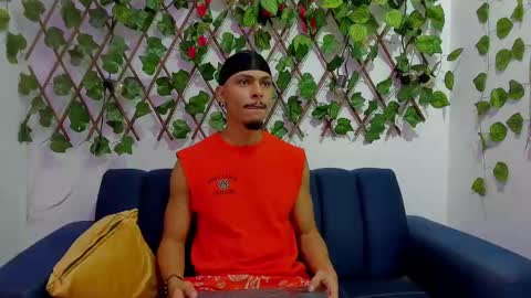 Snapshot of jordan_love7 chatting on January 9, 12:41 pm jordan online show from January 9, 12:41 pm