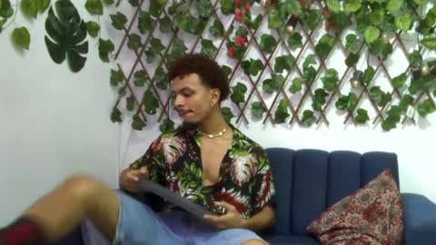 Snapshot of jordan_love7 chatting on January 14, 1:06 pm jordan online show from January 14, 1:06 pm