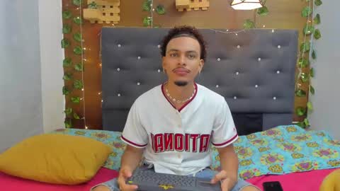 Snapshot of jordan_love7 chatting on January 18, 12:47 pm jordan online show from January 18, 12:47 pm
