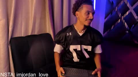 Snapshot of jordan_love7 chatting on March 12, 10:39 pm jordan online show from March 12, 10:39 pm