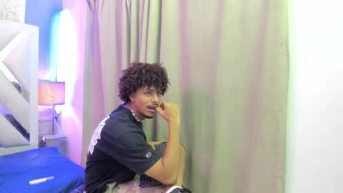 Snapshot of jordan_love7 chatting on September 9, 12:37 pm jordan online show from September 9, 12:37 pm