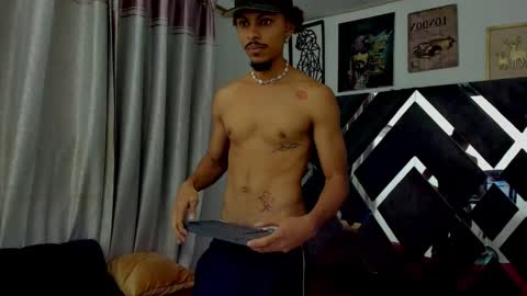 Snapshot of jordan_love7 chatting on March 11, 2:07 pm jordan online show from March 11, 2:07 pm