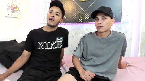 Snapshot of jordanandandrew chatting on February 18, 7:43 pm jordanandandrew online show from February 18, 7:43 pm