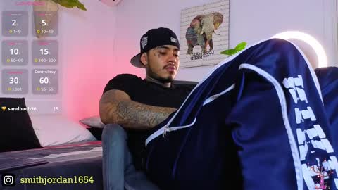 Snapshot of jordansmiith_ chatting on October 8, 11:09 pm Jordan Smith online show from October 8, 11:09 pm