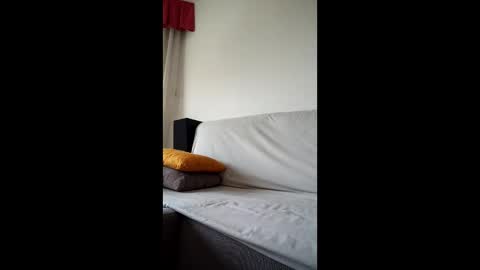 jos_and_san online show from March 11, 11:17 am