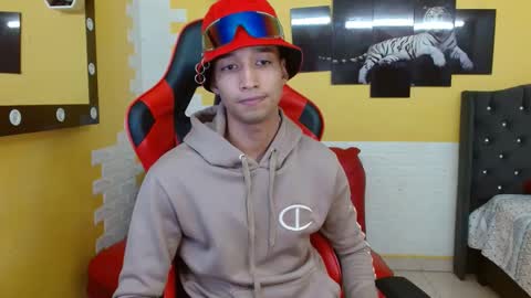 Snapshot of jose_sexycumm chatting on September 19, 8:41 pm jose_sexycumm online show from September 19, 8:41 pm