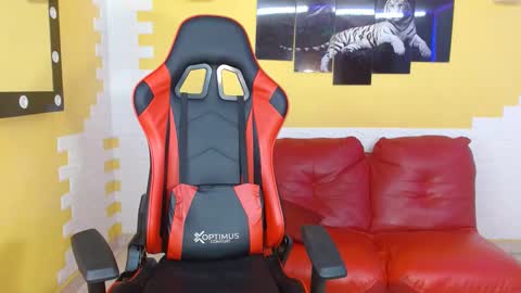 Snapshot of jose_sexycumm chatting on February 24, 8:36 pm jose_sexycumm online show from February 24, 8:36 pm