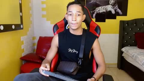 Snapshot of jose_sexycumm chatting on September 26, 7:22 pm jose_sexycumm online show from September 26, 7:22 pm