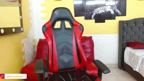 jose_sexycumm online show from November 12, 9:19 pm