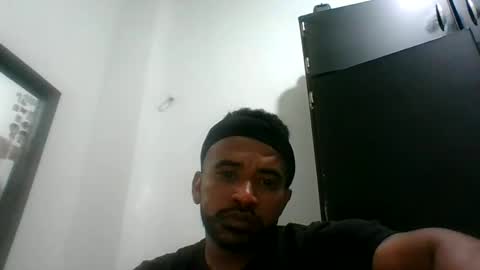 Anonimusjb online show from June 1, 6:46 am