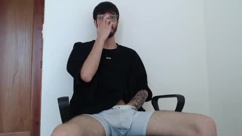 alejandro online show from April 23, 2:41 pm