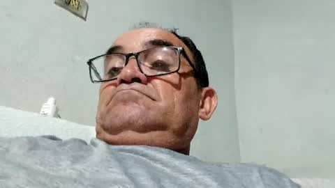 Vamos goza juntos online show from June 14, 1:14 am