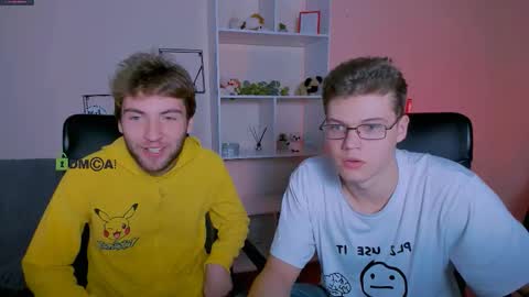 Snapshot of joseph_bear_ chatting on October 9, 7:41 pm joseph_bear_ online show from October 9, 7:41 pm